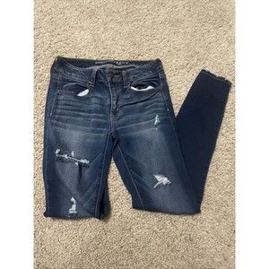 American Eagle Super Super Stretch Womens Size 4 Distressed Jegging